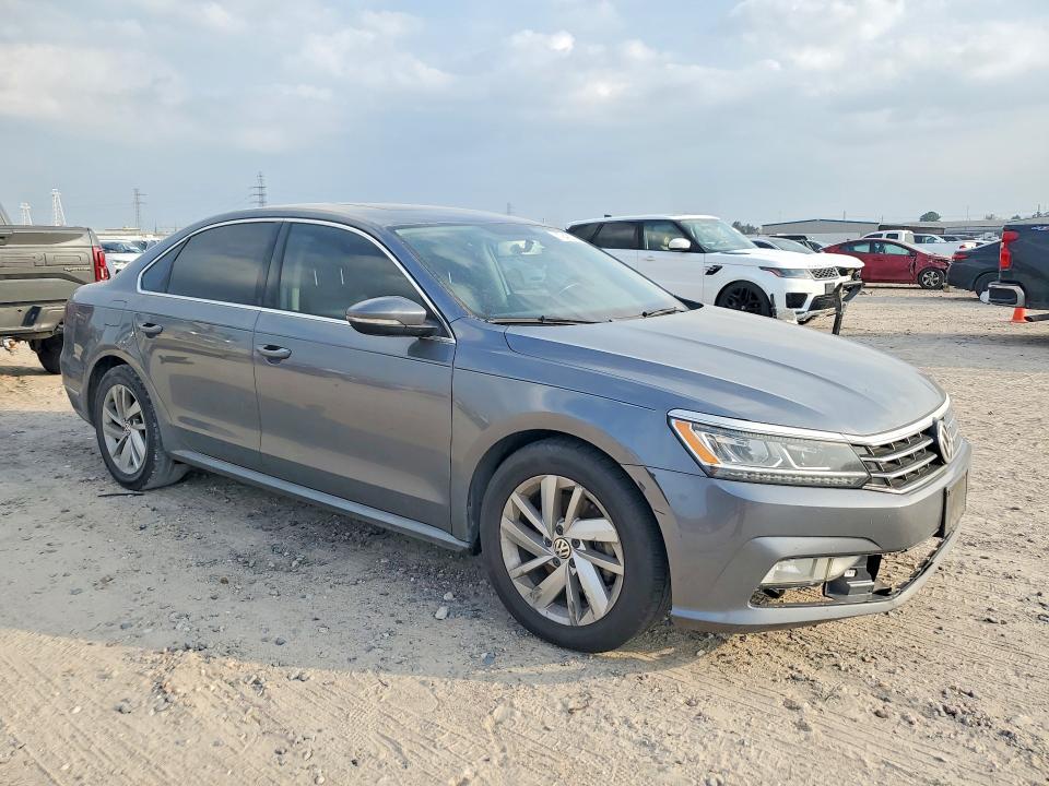 2018 Volkswagen Passat se
