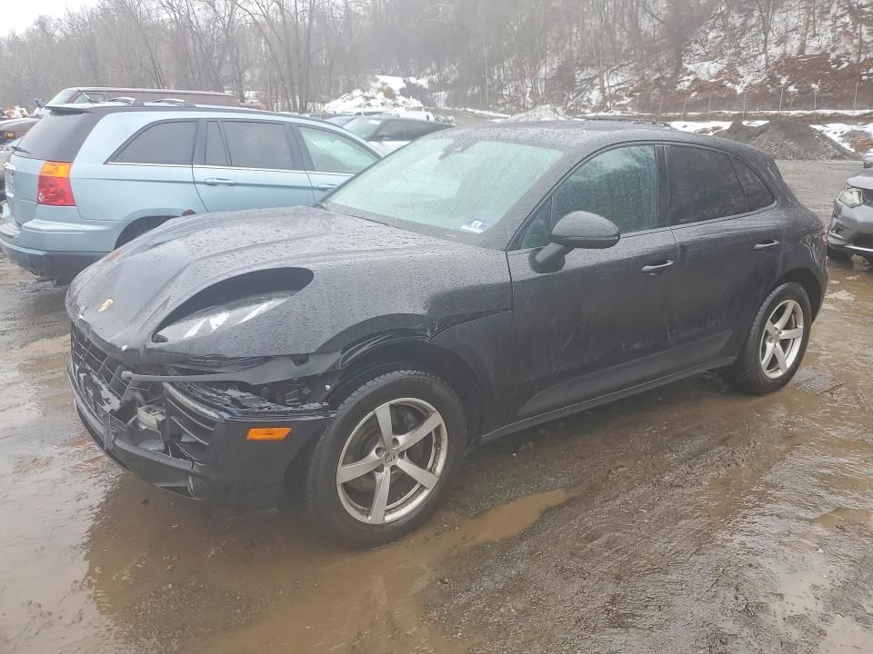 2017 Porsche Macan