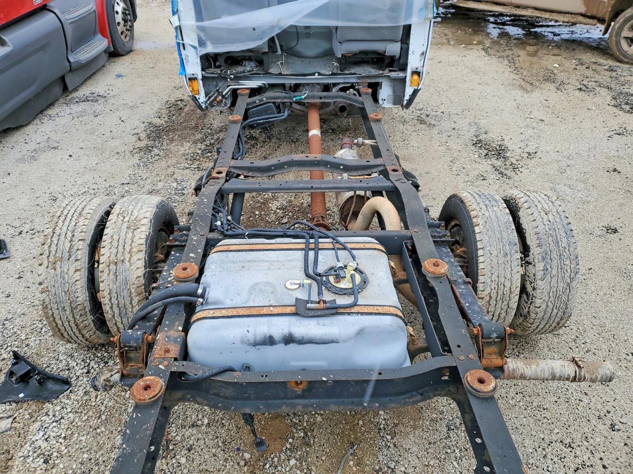 2014 Ford E350 Truck Cab AND Chassis