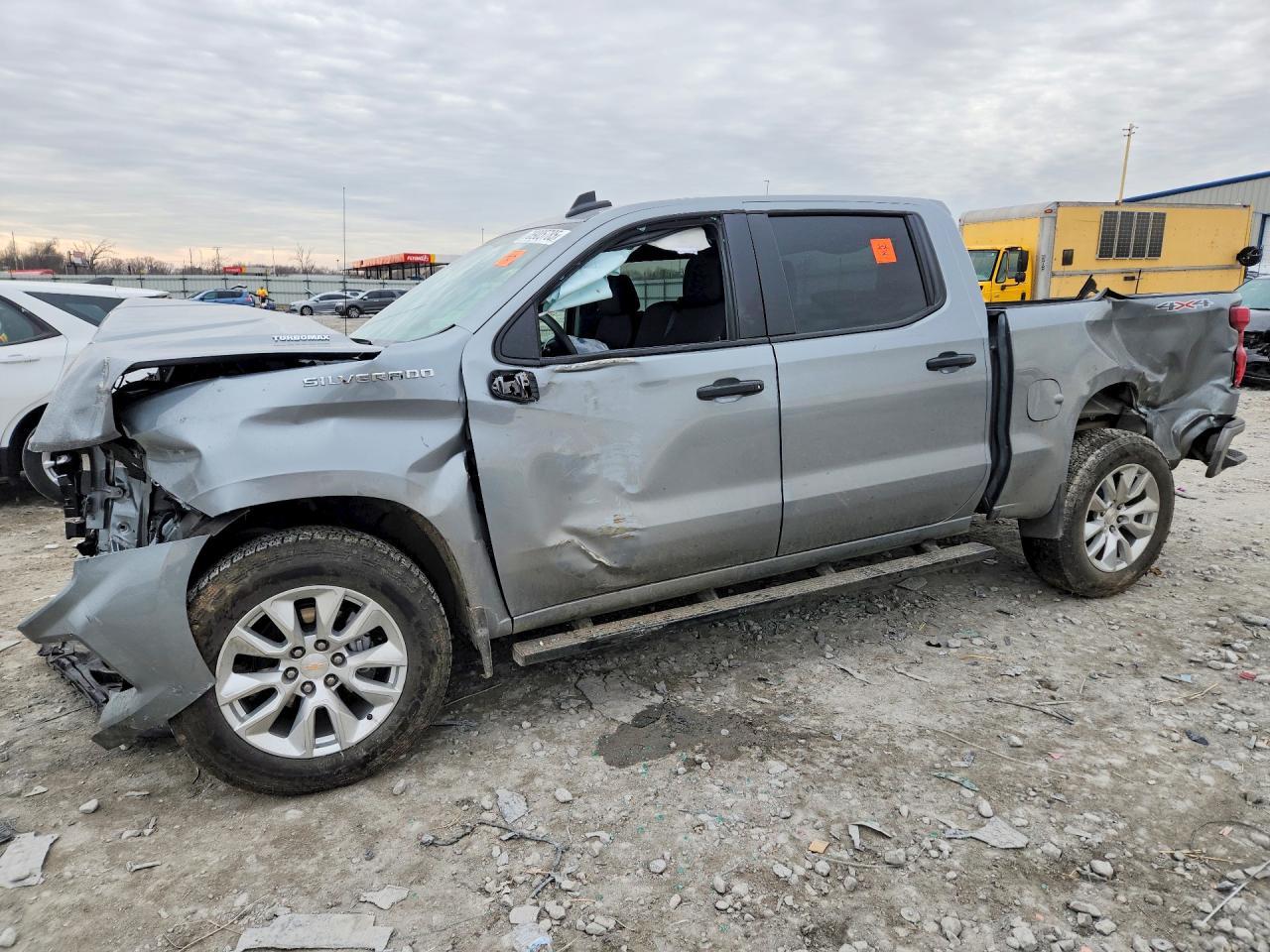2025 Chevrolet Silverado K1500 Custom