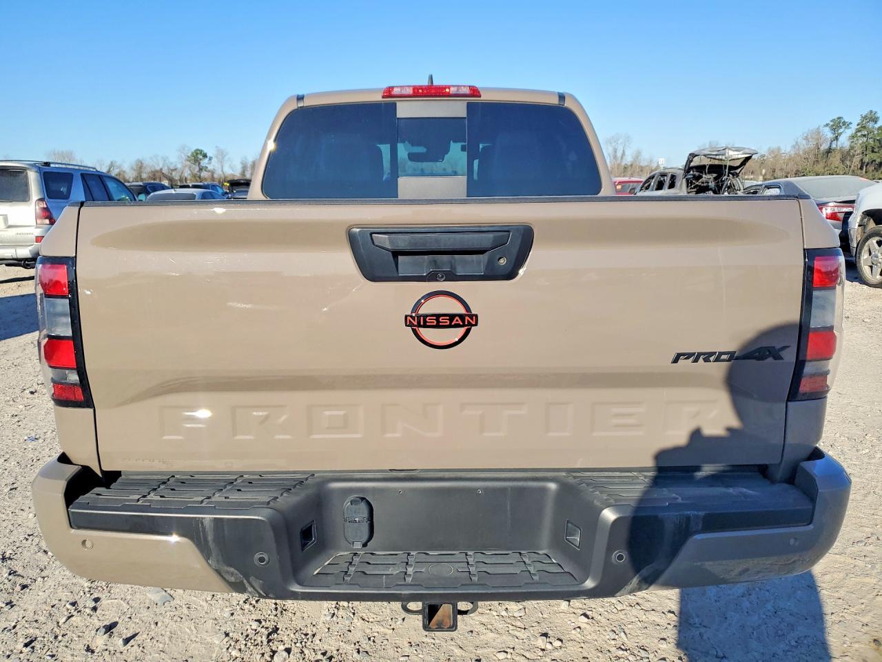 2024 Nissan Frontier s