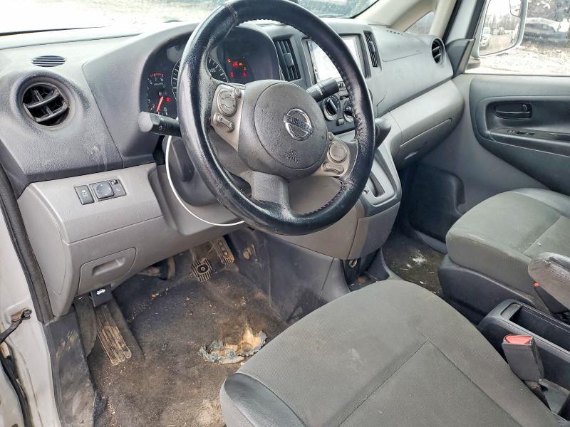 2014 Niss NV200 2.5S