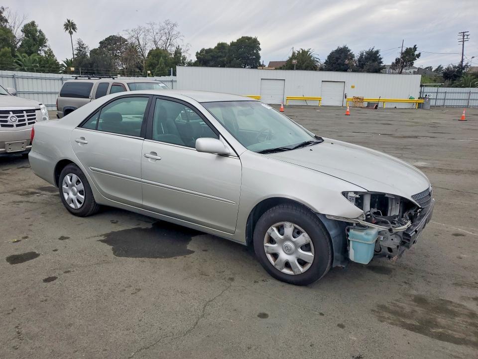 2002 Toyota Camry le
