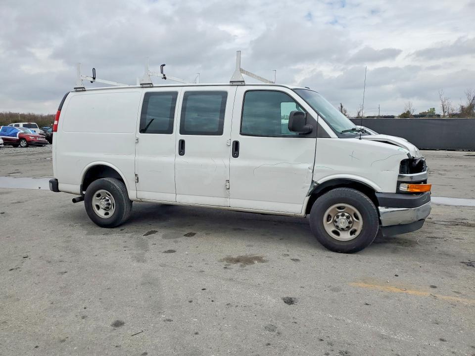 2022 Chevrolet Express 2500 Utility / Service van