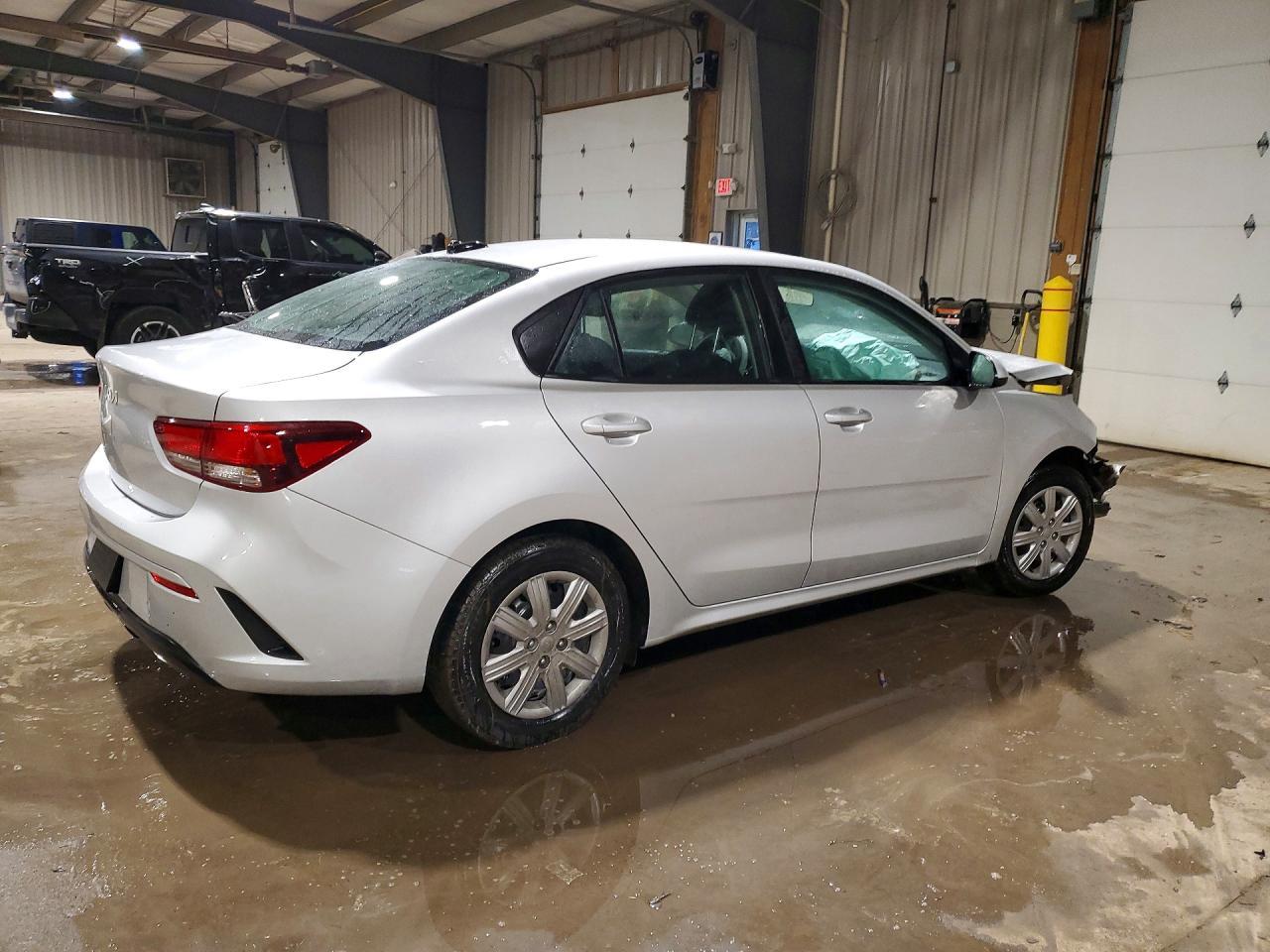 2023 KIA Rio lx
