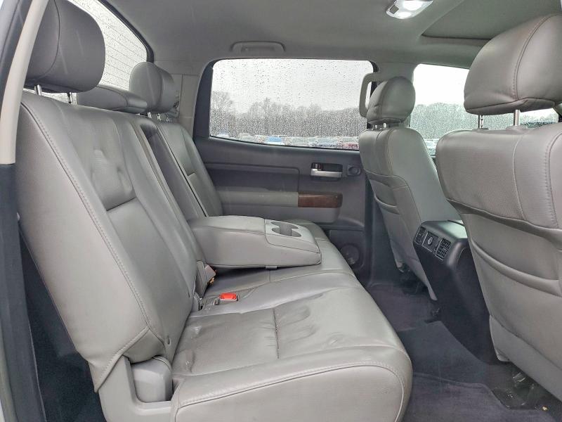 2013 Toyota Tundra Platinum