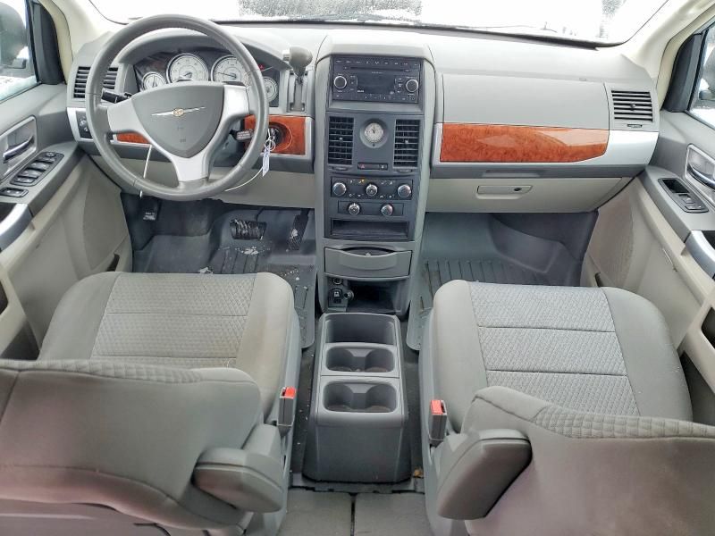 2008 Chrysler Town & Country Touring