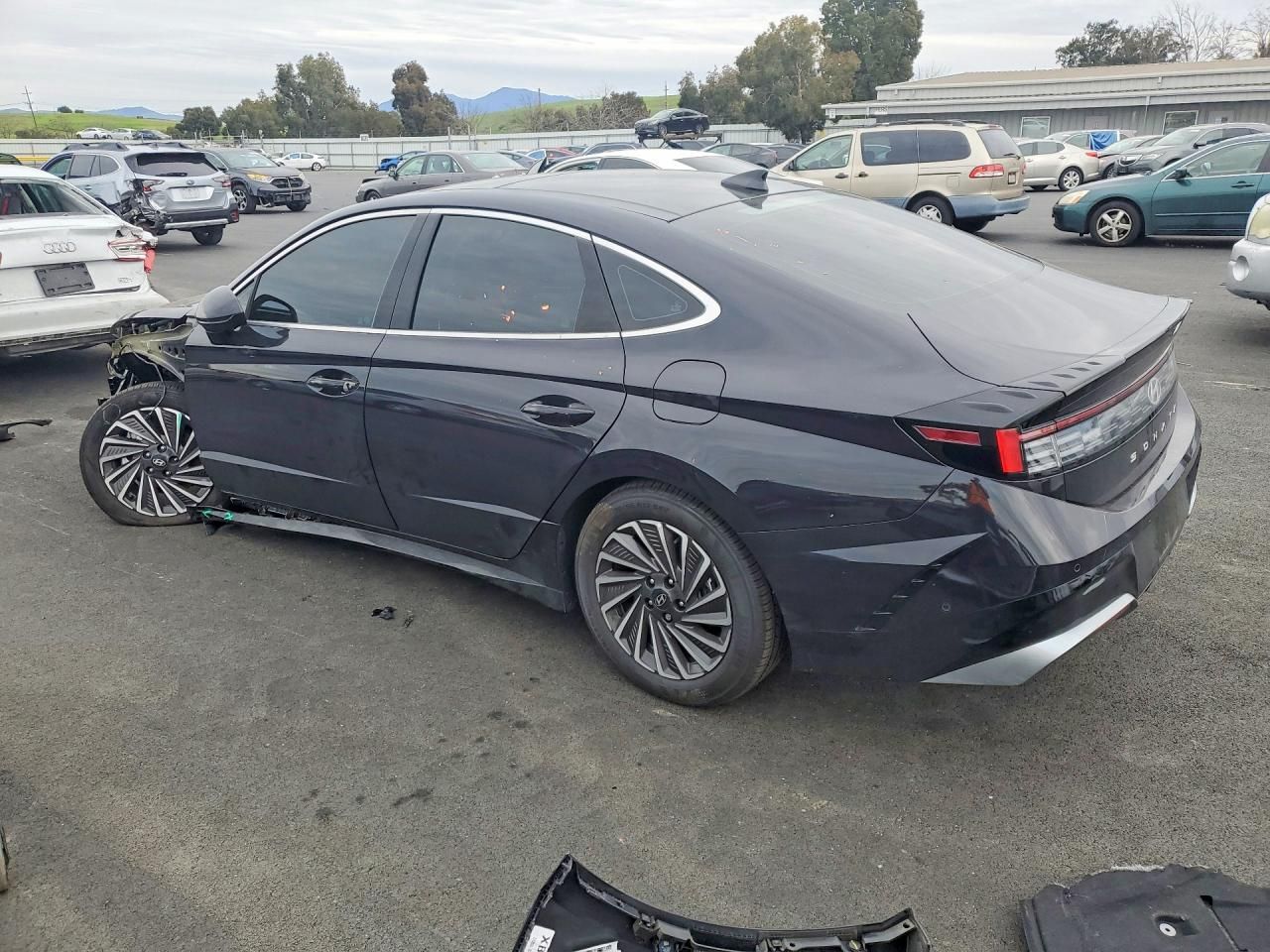 2025 Hyundai Sonata Hybrid