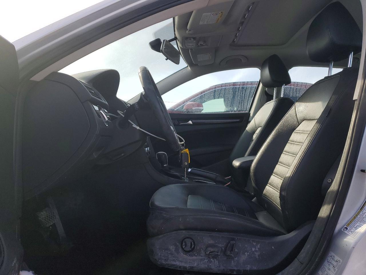 2013 Volkswagen Passat se