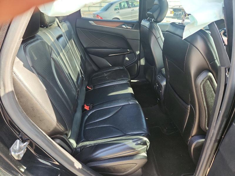 2015 Lincoln Townhouse MKC
