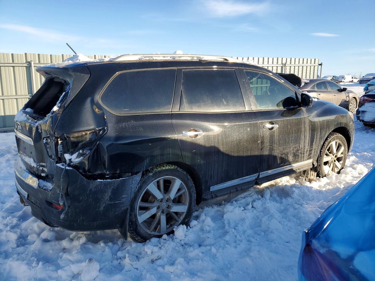 2016 Nissan Pathfinder s