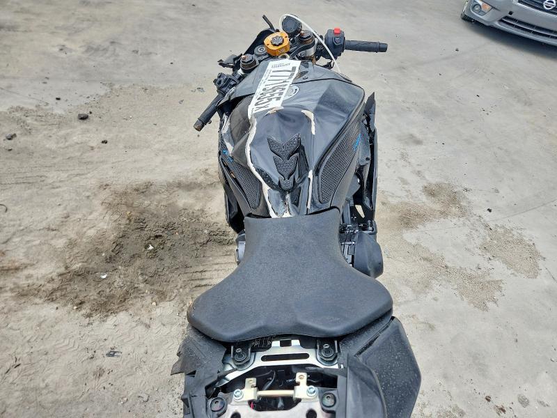 2025 Yama YZF890