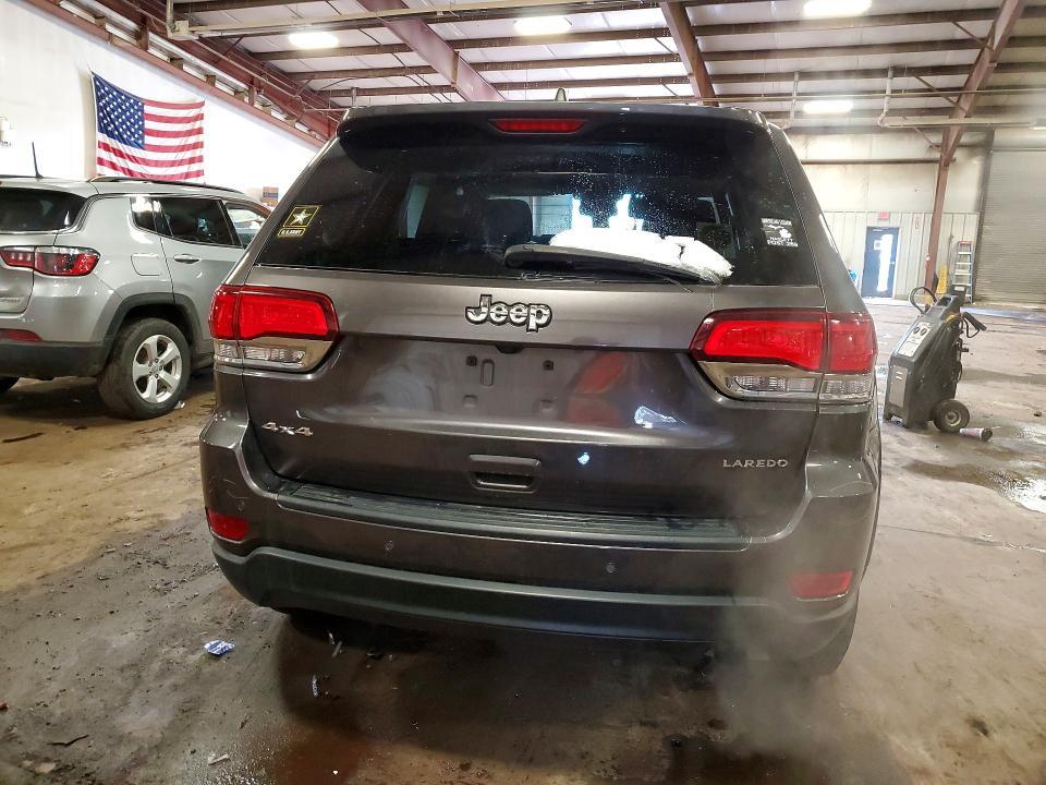 2020 Jeep Grand Cherokee Laredo