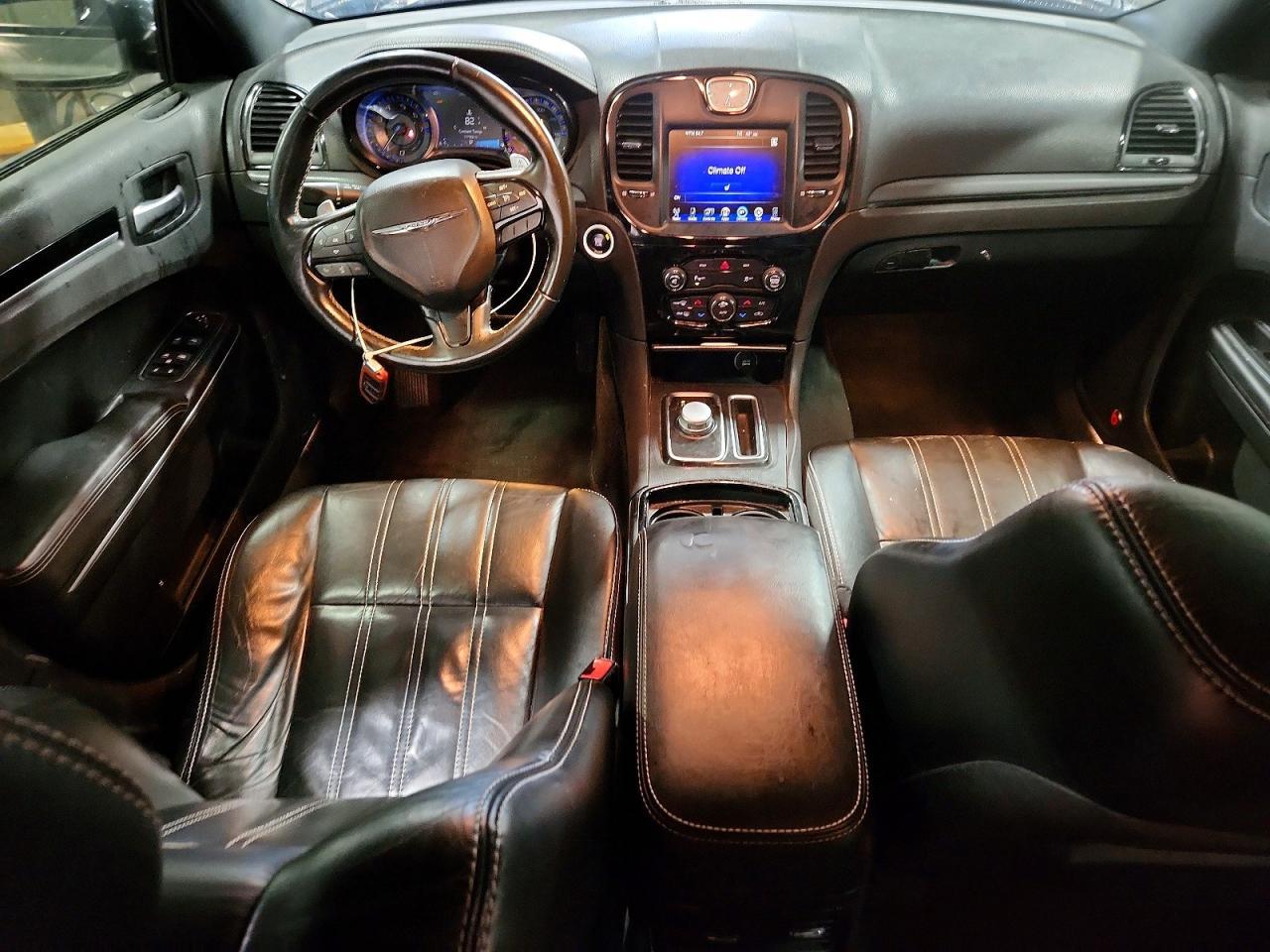 2016 Chrysler 300 s