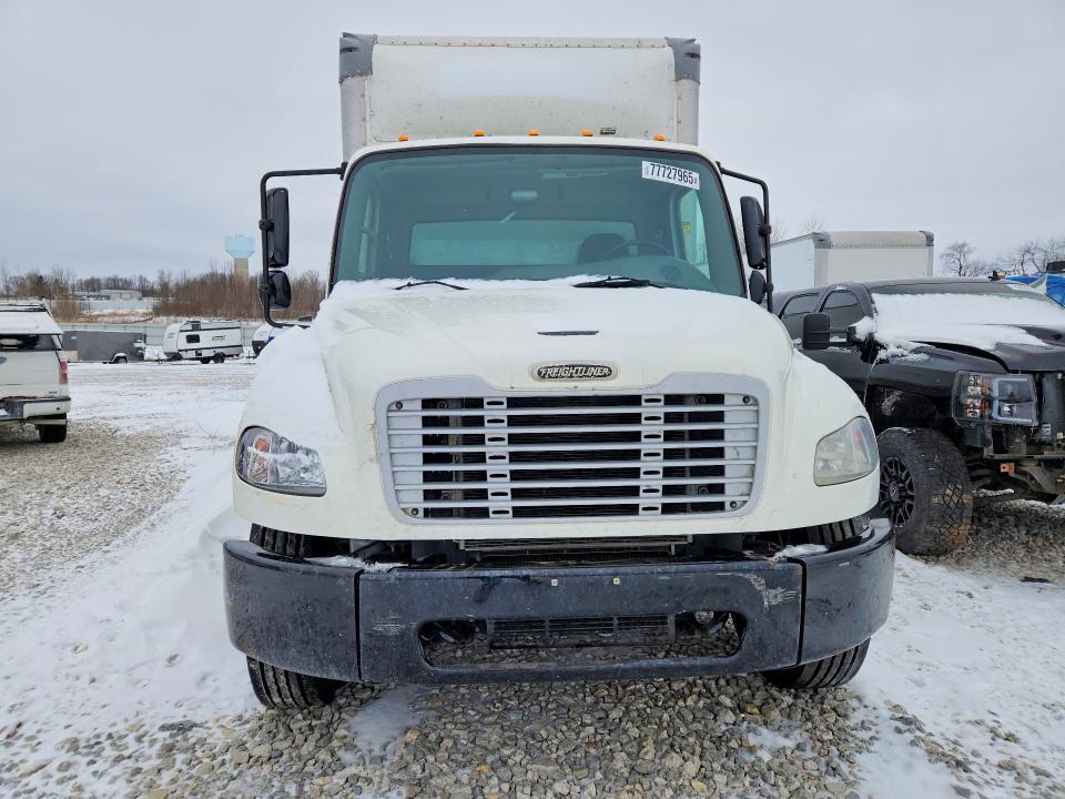 2020 Freigliner 2020 Freightliner Business Class M2 BOX Truck