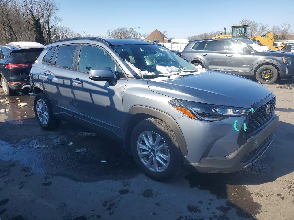 2022 Toyota Corolla Cross le
