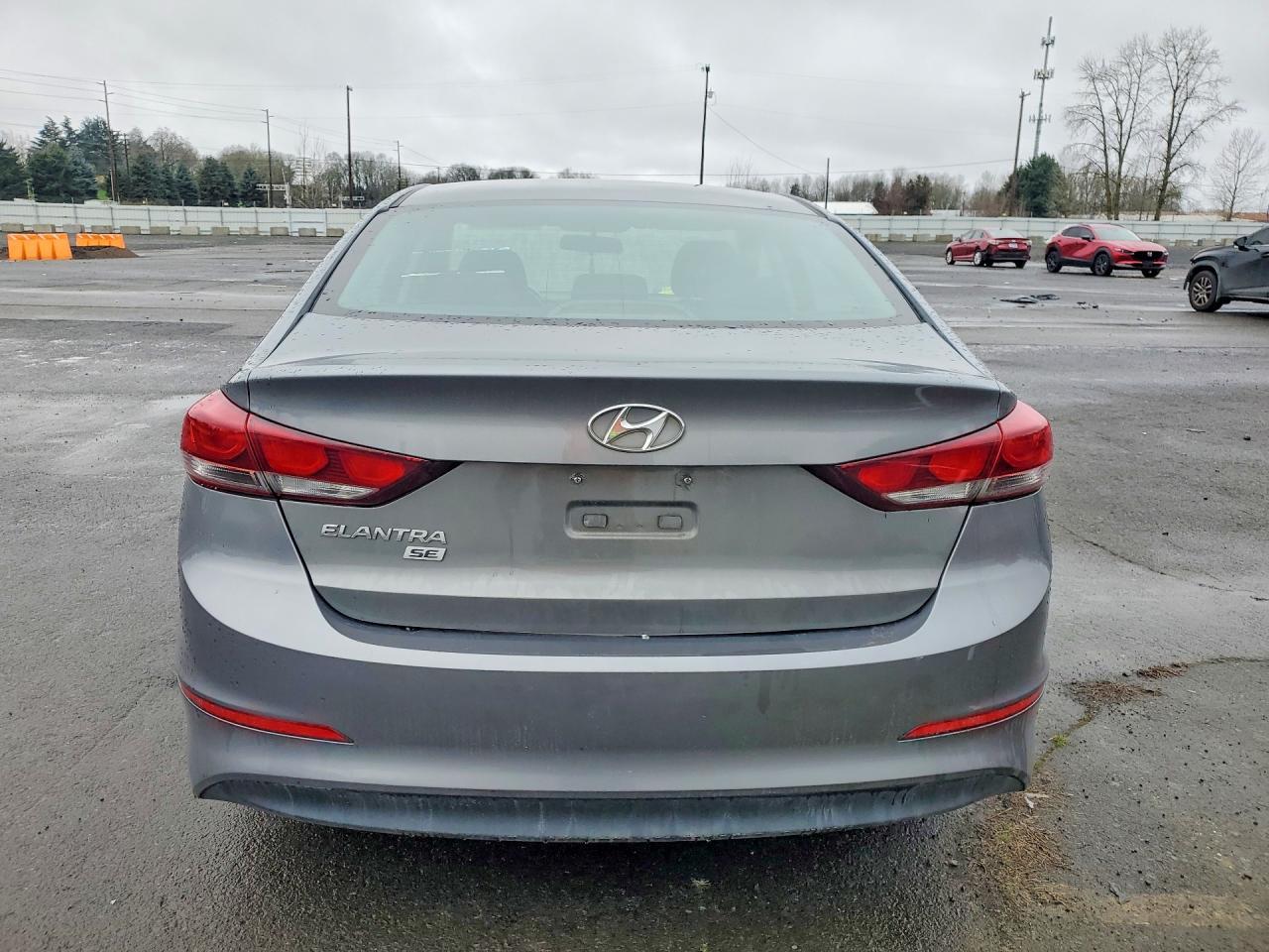 2018 Hyundai Elantra se