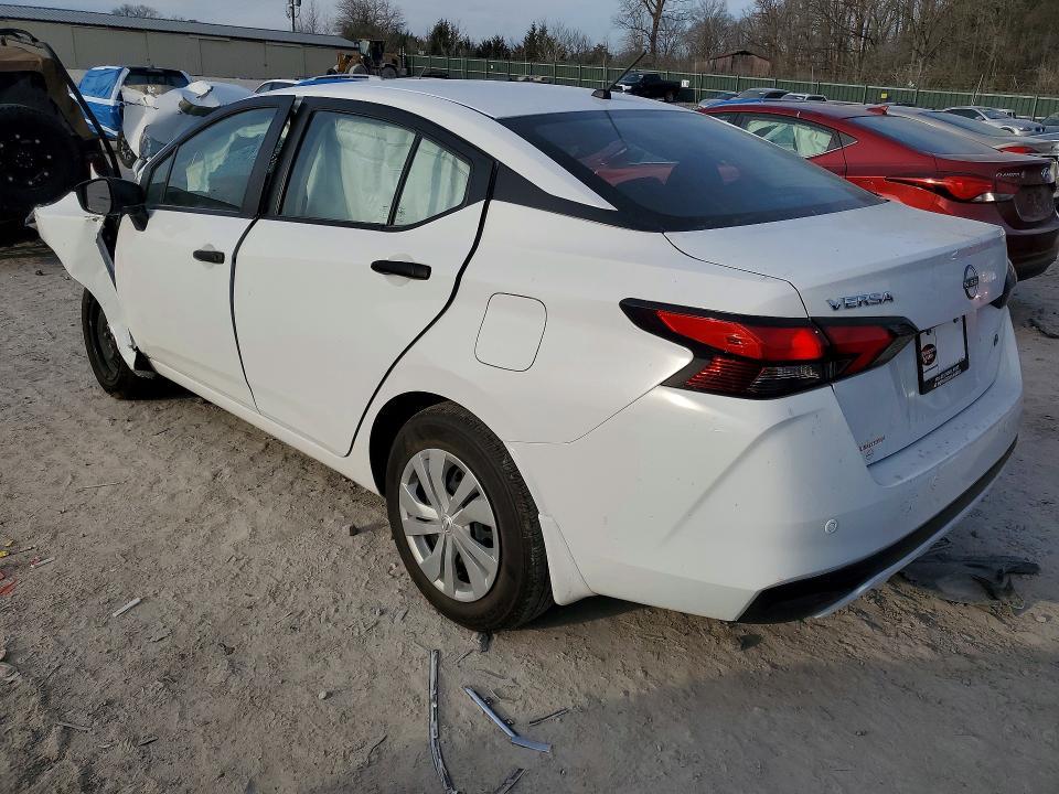 2025 Nissan Versa s