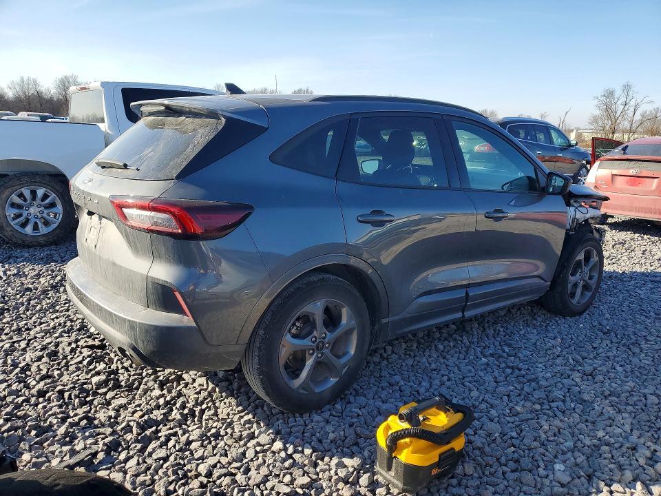 2024 Ford Escape st Line
