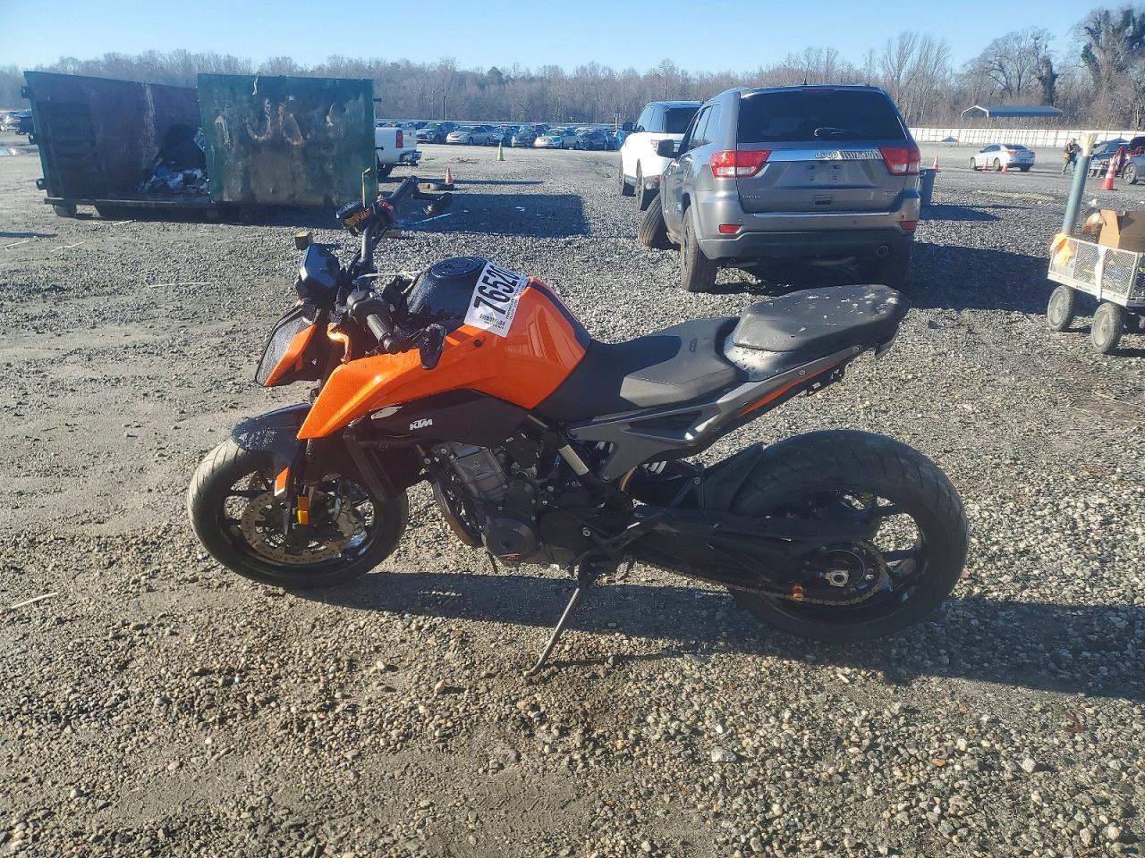 2023 KTM 790 Duke
