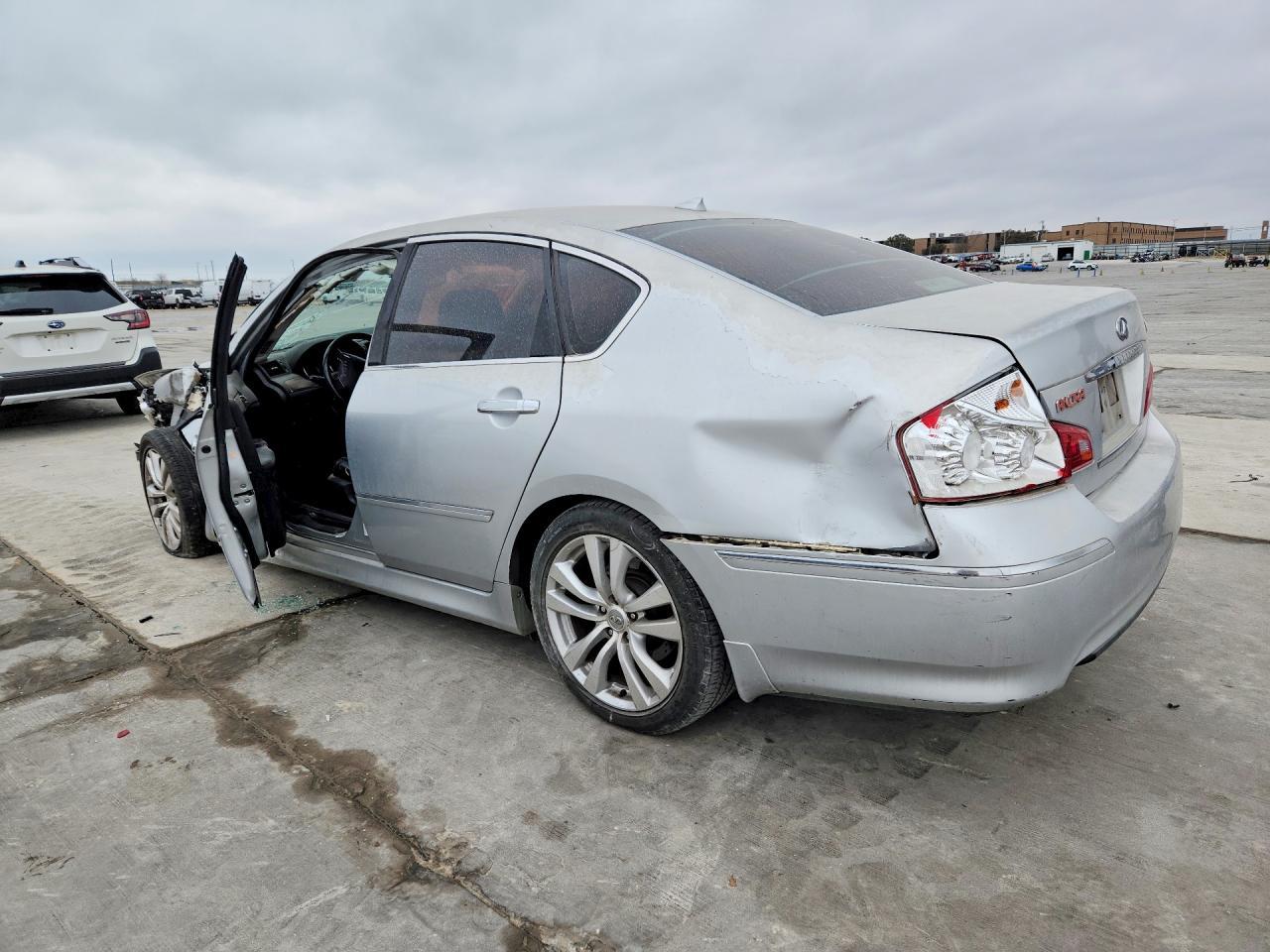 2008 Infinity M35 Base