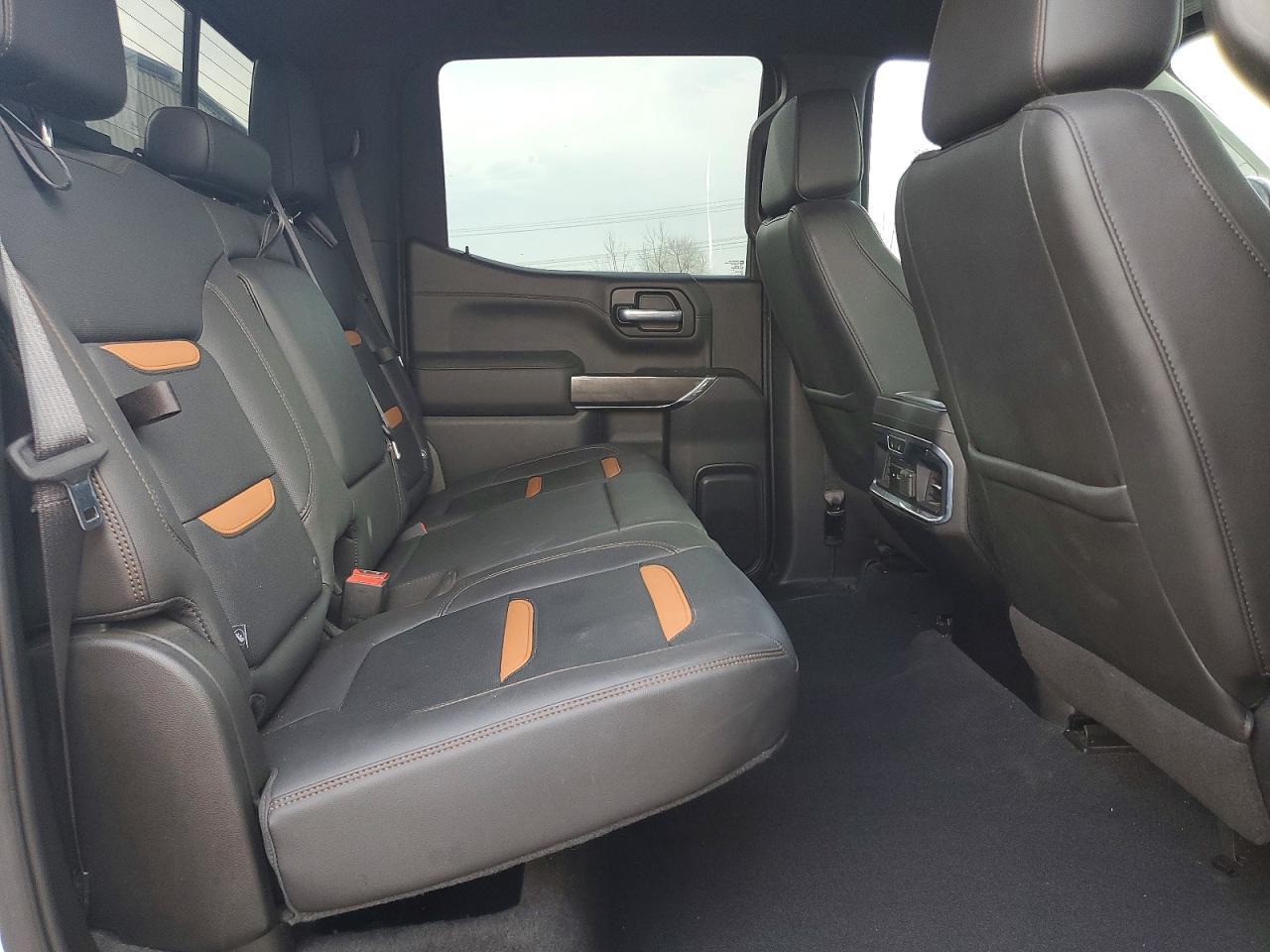 2021 GMC Sierra K1500 AT4