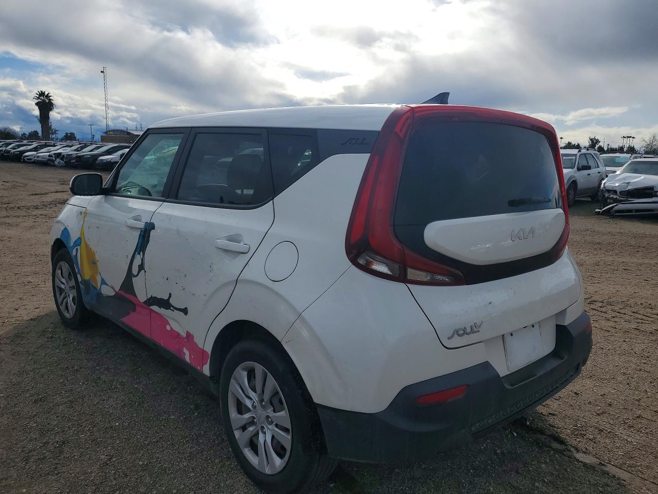 2022 KIA Soul lx