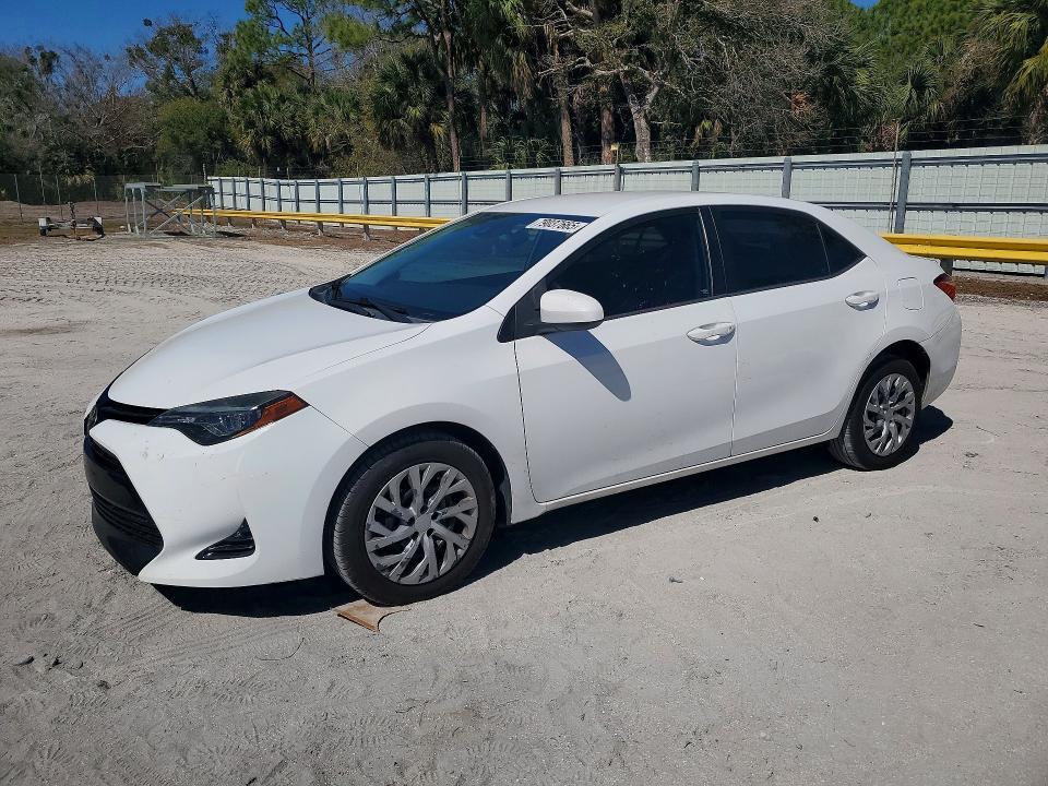 2017 Toyota Corolla le