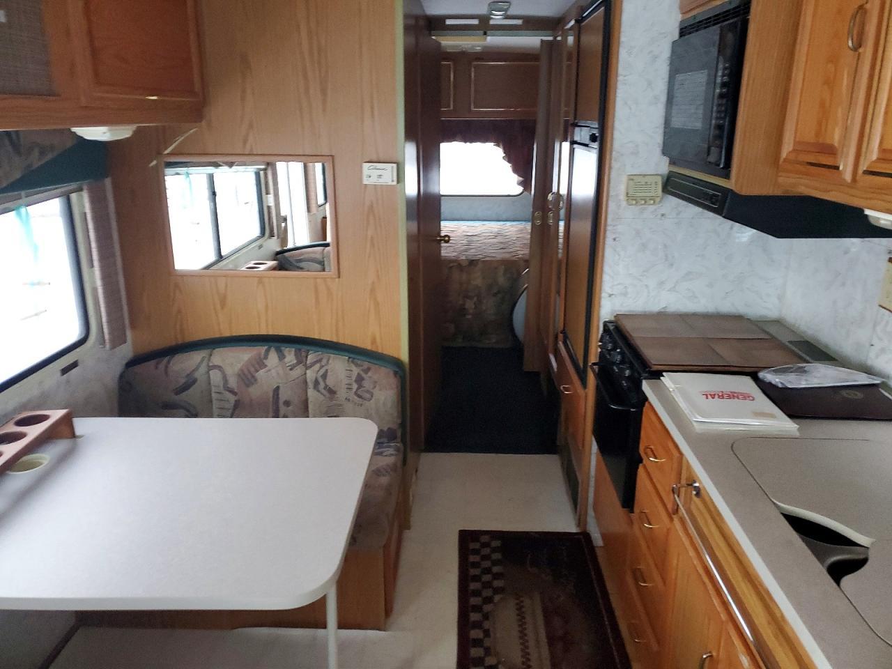 1997 Ford ICF32RQ RV