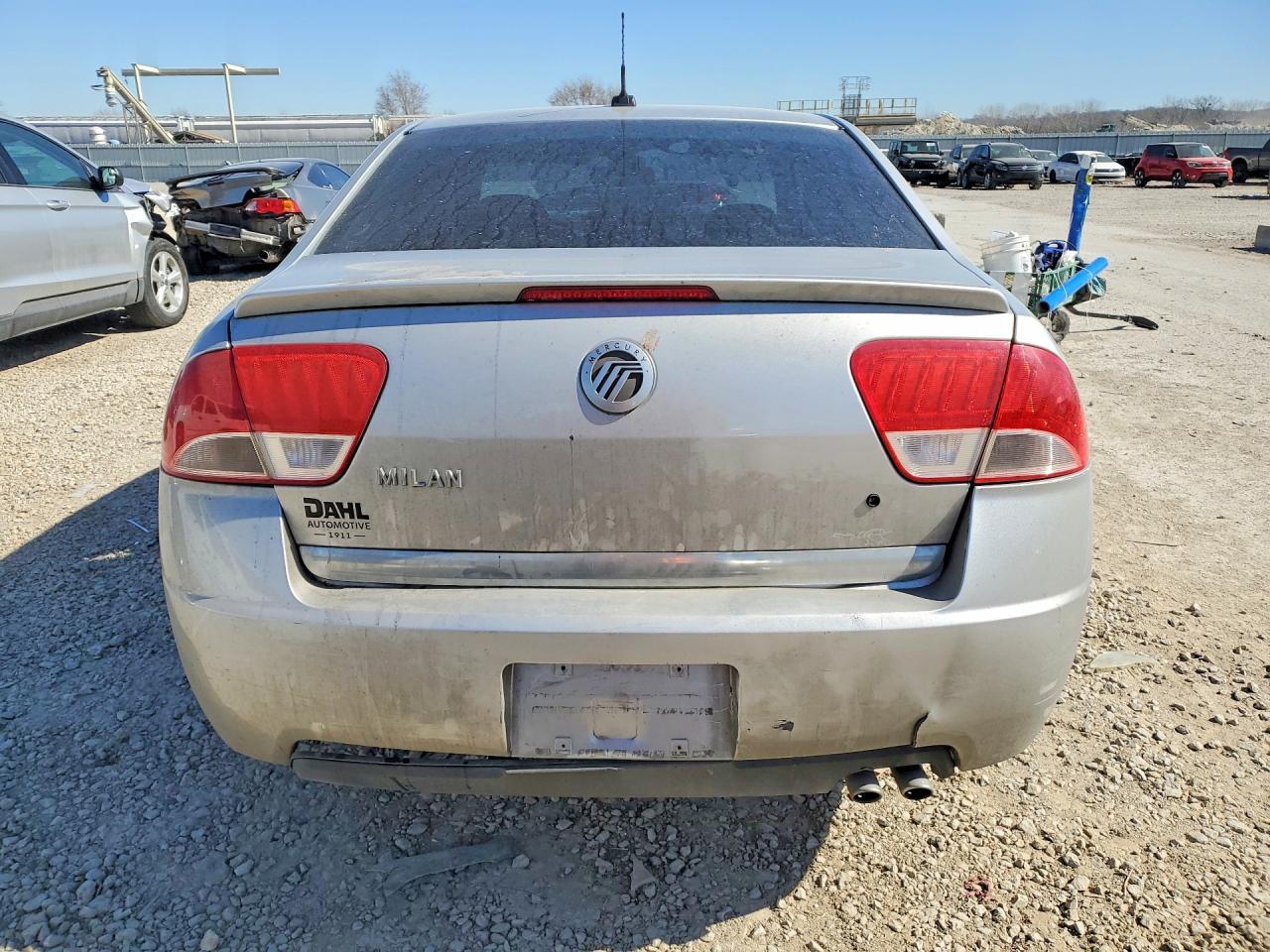 2010 Mercury 2010 Merc Milan
