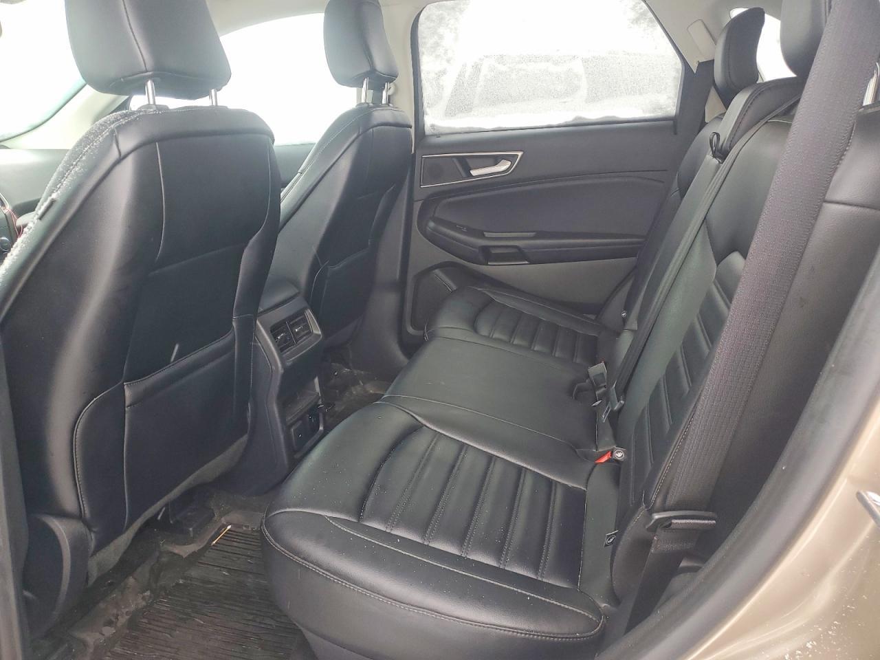 2020 Ford Edge sel