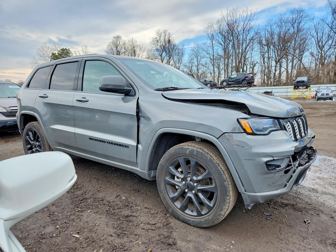 2022 Jeep Grand Cherokee Laredo e