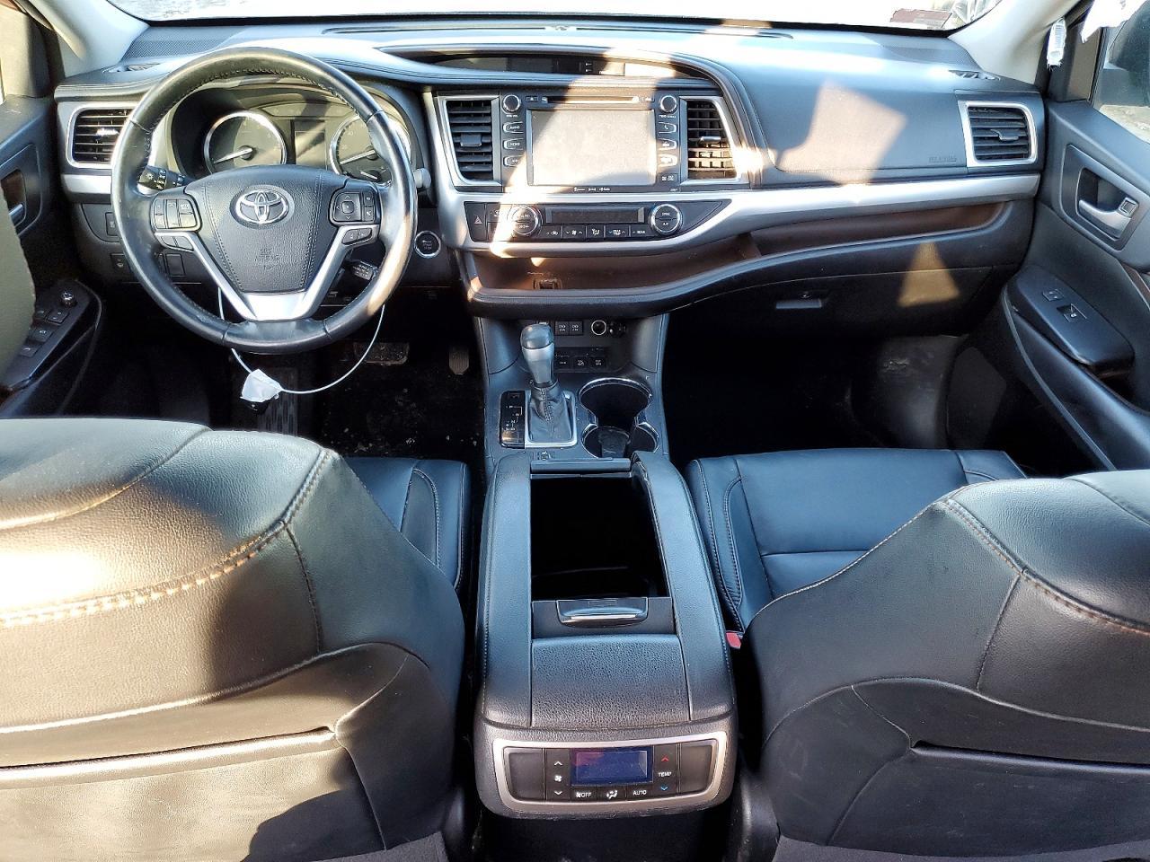 2018 Toyota Highlander se