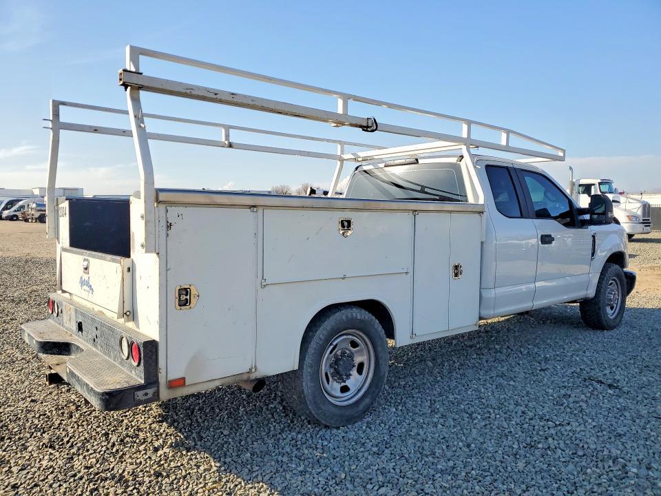 2017 Ford F350 Super Duty Utility / Service Truck