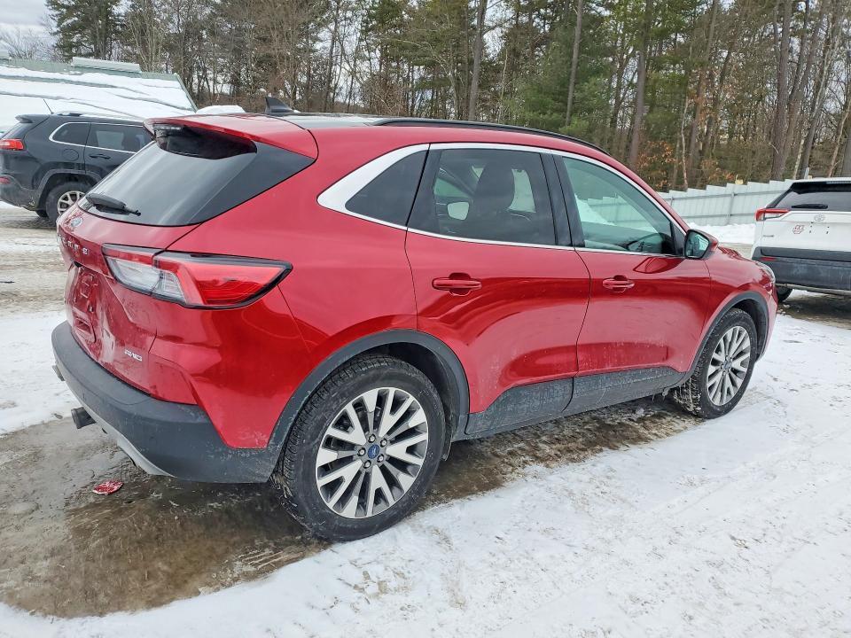 2022 Ford Escape Titanium