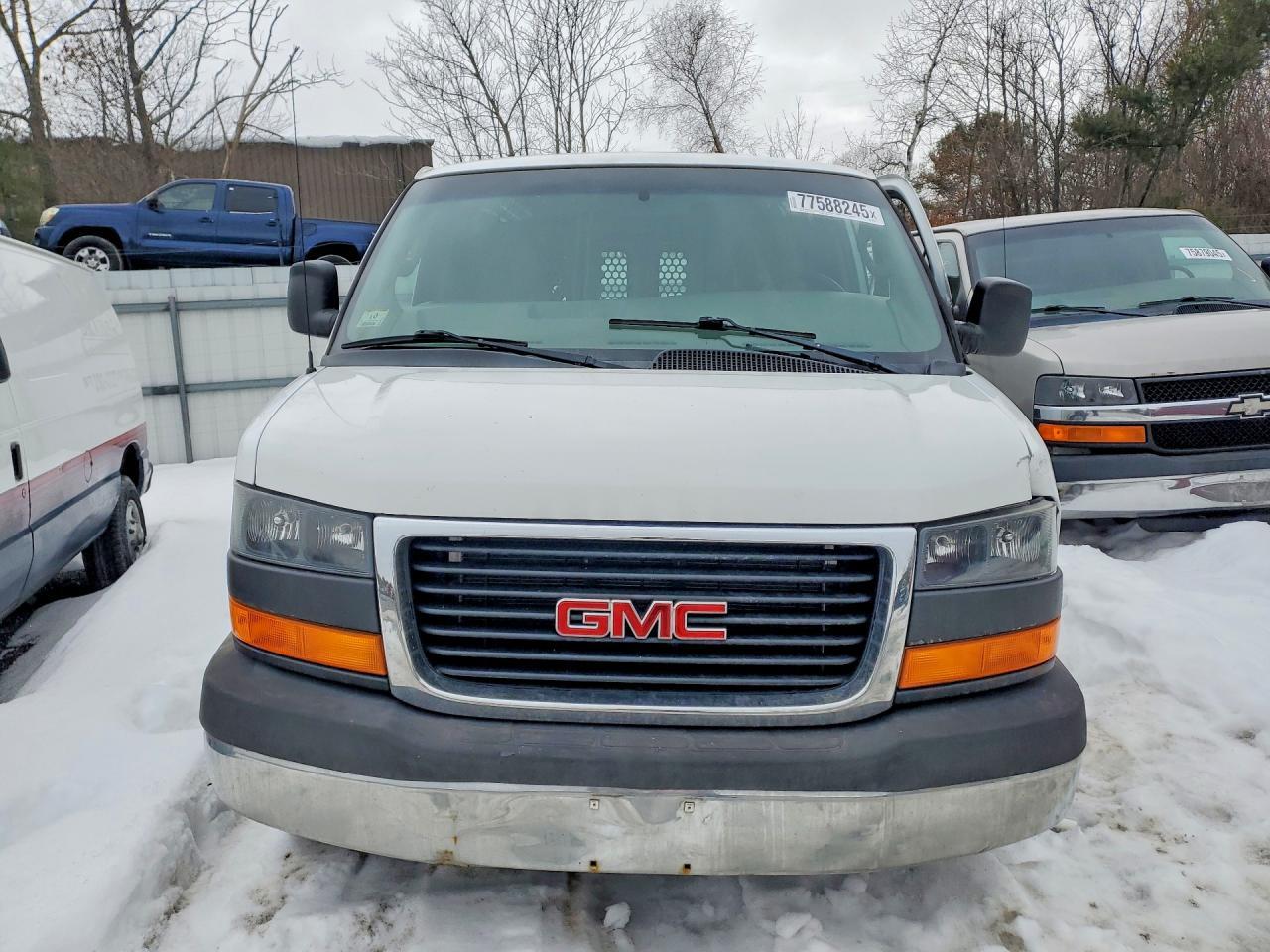 2017 GMC Savana G2500