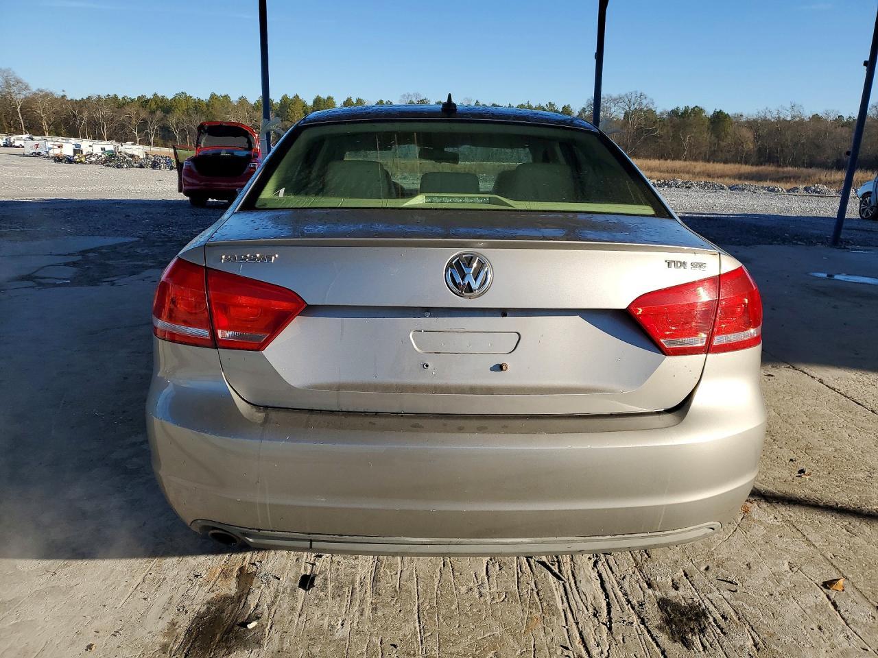 2012 Volkswagen Passat se