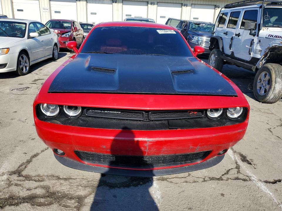 2015 Dodge Challenger sxt Plus