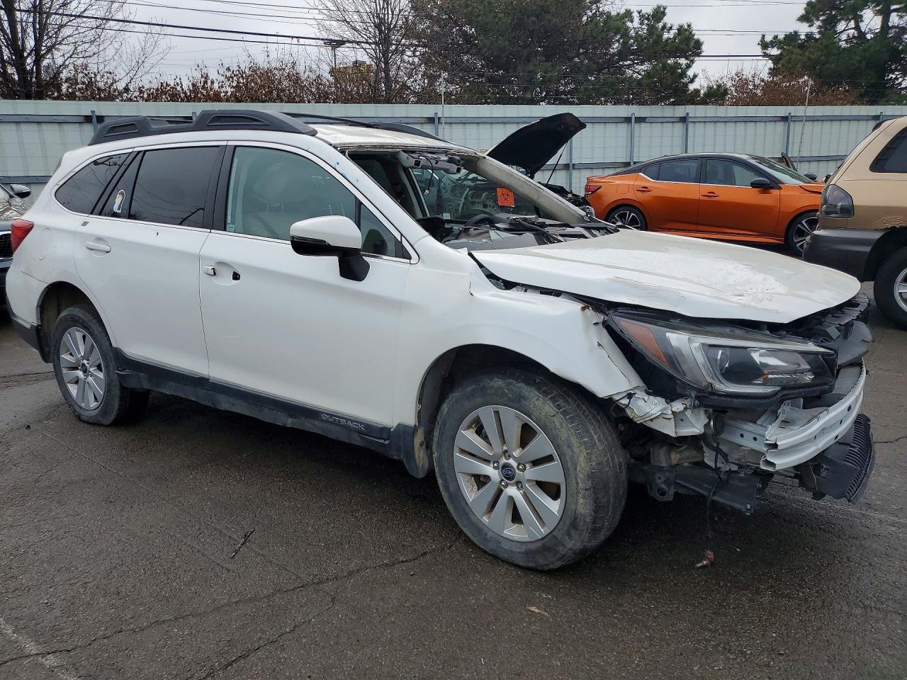 2018 Subaru Outback 2.5i Premium