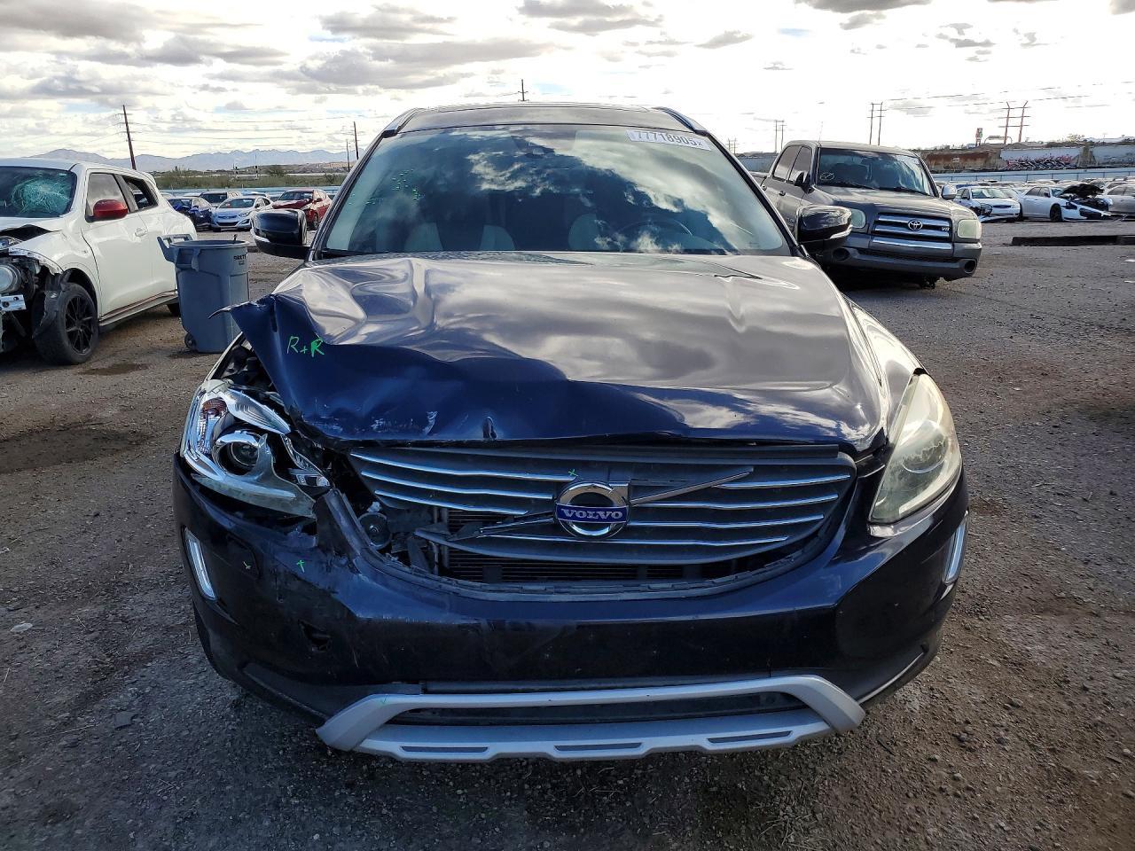 2017 Volvo Xc60 T5 Dynamic