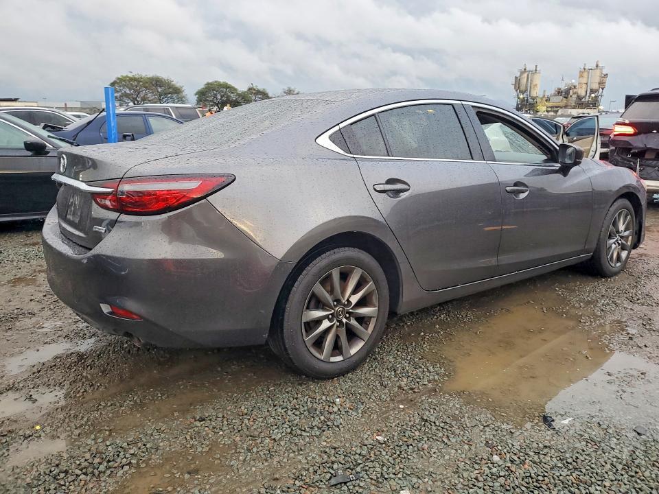 2018 Mazda 6 Sport