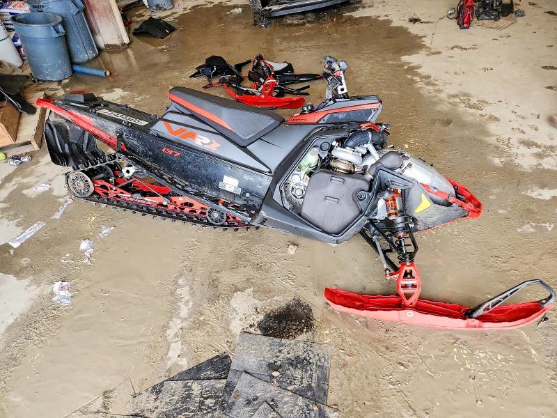 2025 Polaris Snowmobile