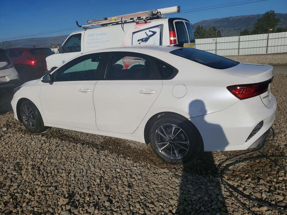 2023 KIA Forte lxs