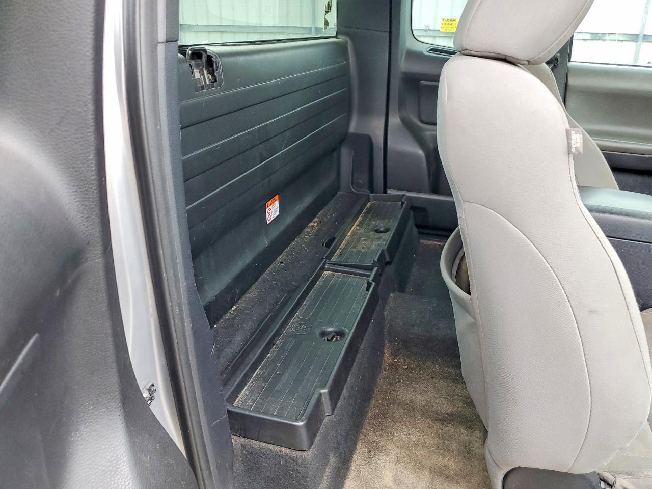 2017 Toyota Tacoma SR