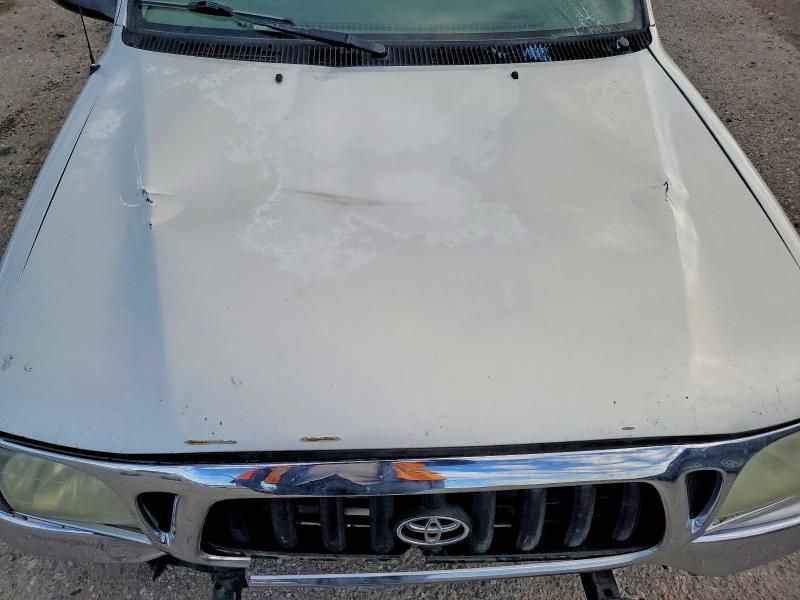 2004 Toyota Tacoma Base