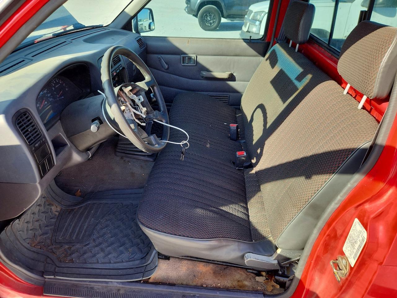 1997 Nissan Truck Base