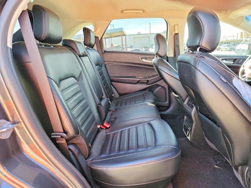 2019 Ford Edge sel