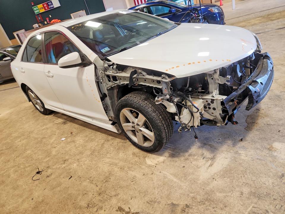 2014 Toyota Camry se