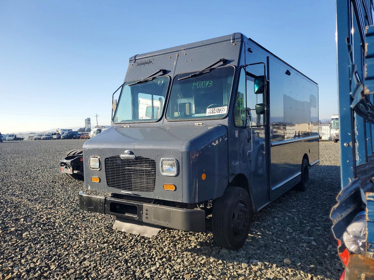 2020 Freightliner MT 45G Delivery Truck