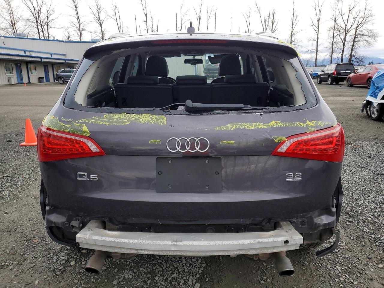 2010 Audi Q5 Premium Plus